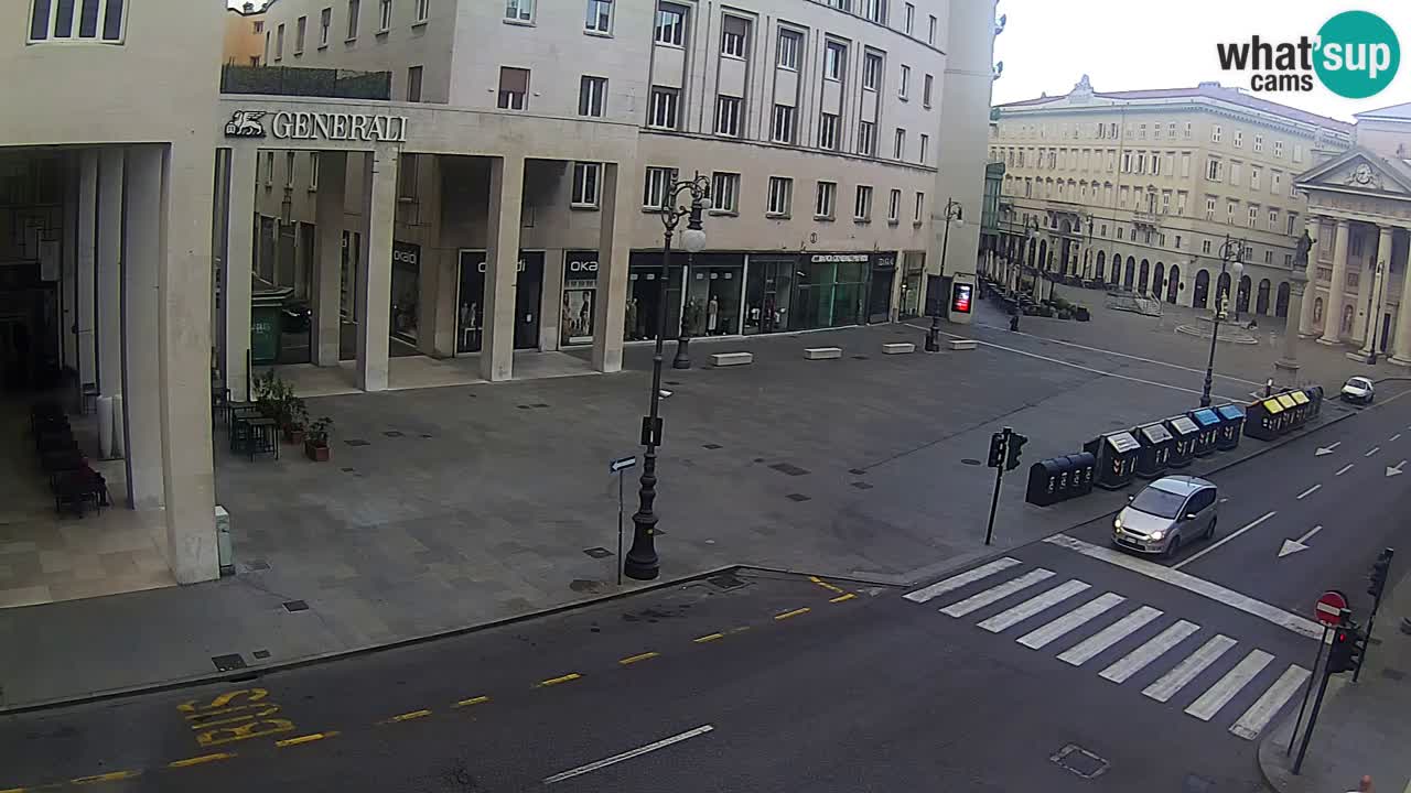Trieste – Borsa square webcam live