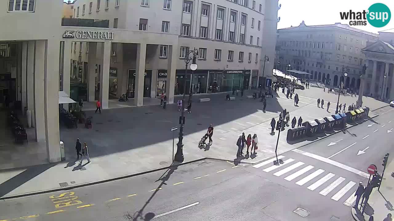 Trieste – Borsa square webcam live