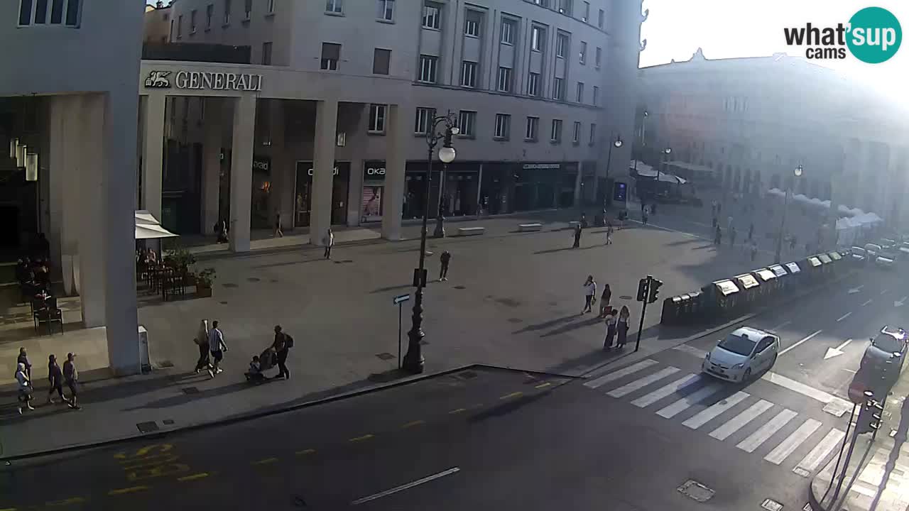 Trieste – Borsa square webcam live