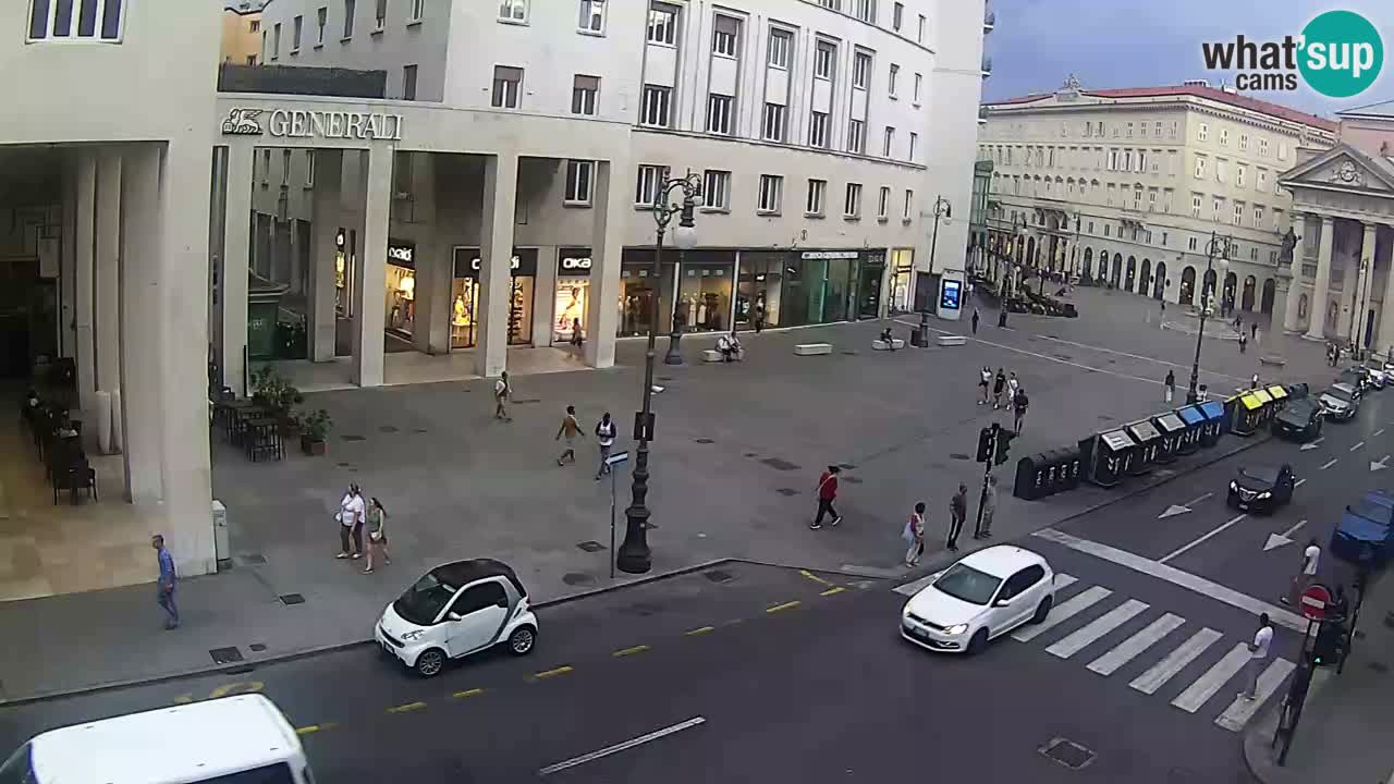Trieste – Plaza de la Borsa webcam live