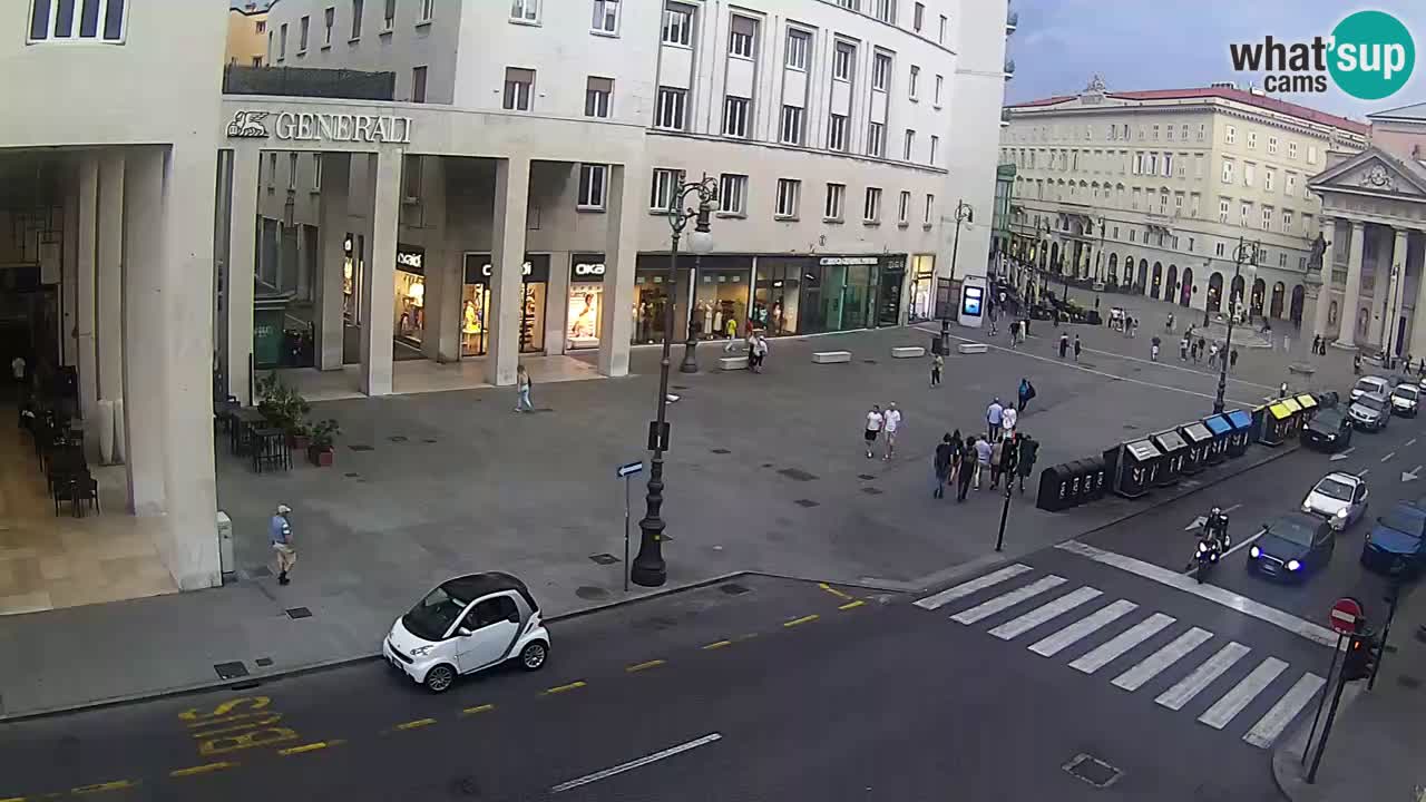 Trieste – Place de la Borsa webcam live