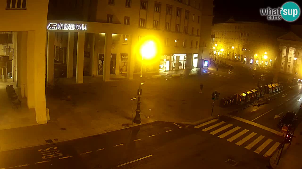 Trieste – Borsa square webcam live