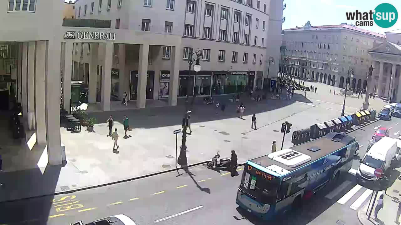 Trieste – Borsa square webcam live