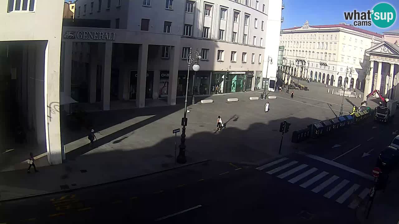 Trieste – Borsa square webcam live