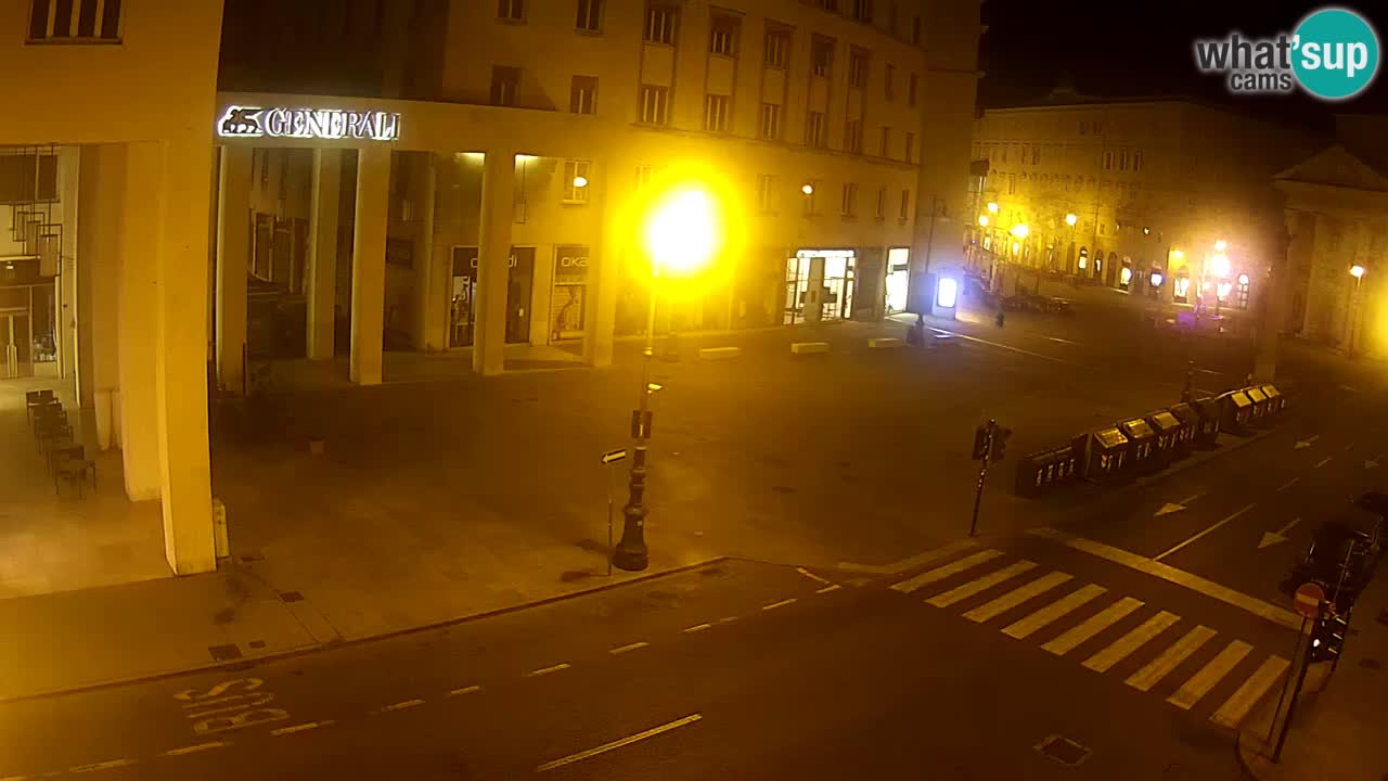 Trieste – Plaza de la Borsa webcam live