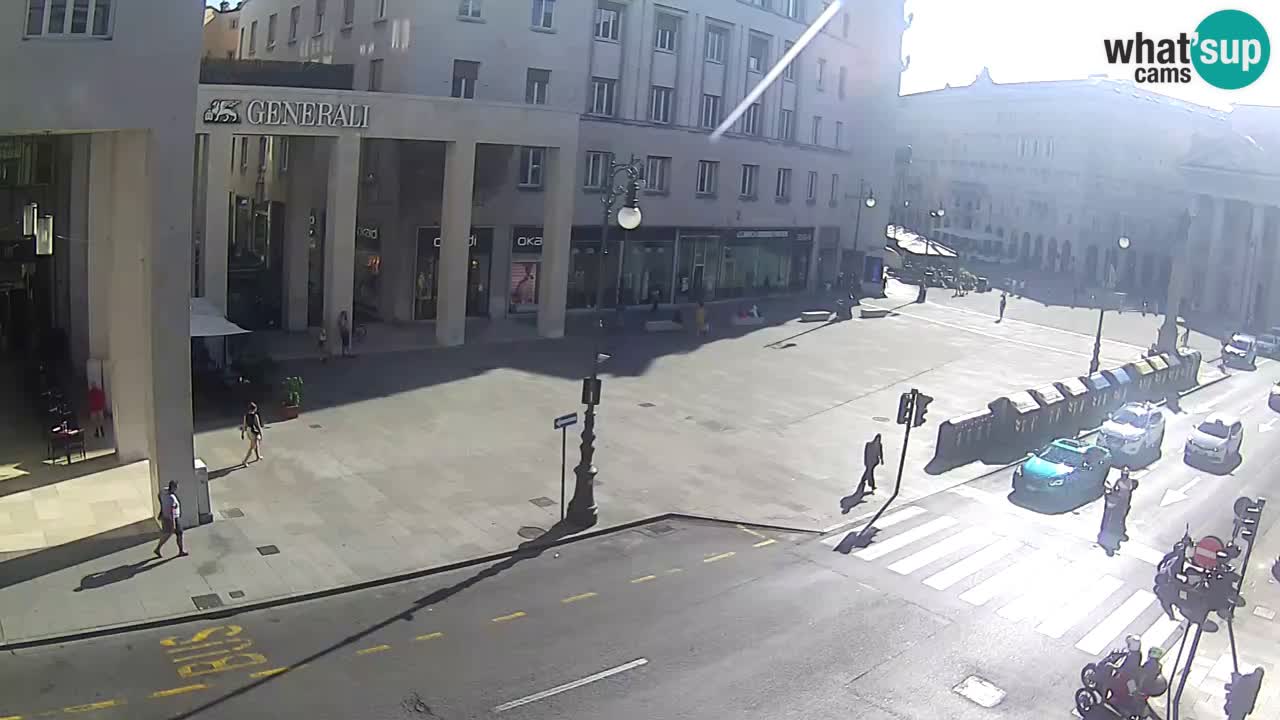 Trieste – Borsa square webcam live