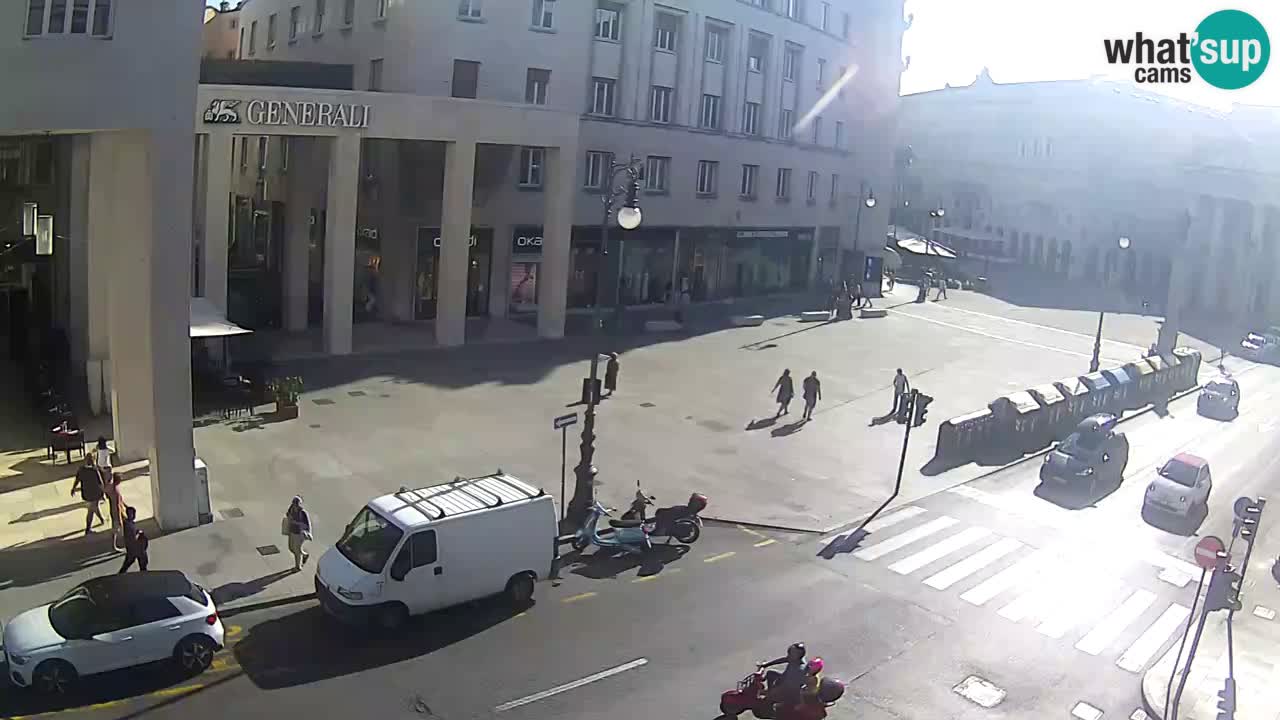 Trieste – Borsa square webcam live