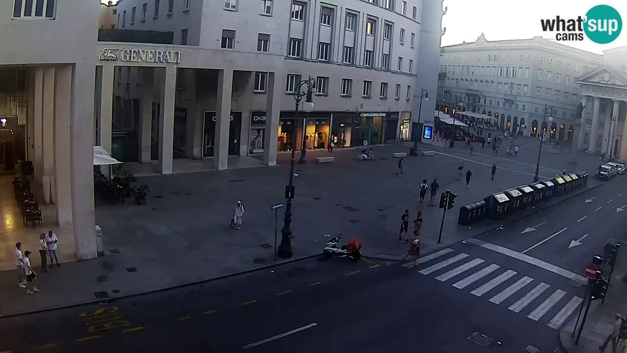 Trieste – Borsa square webcam live
