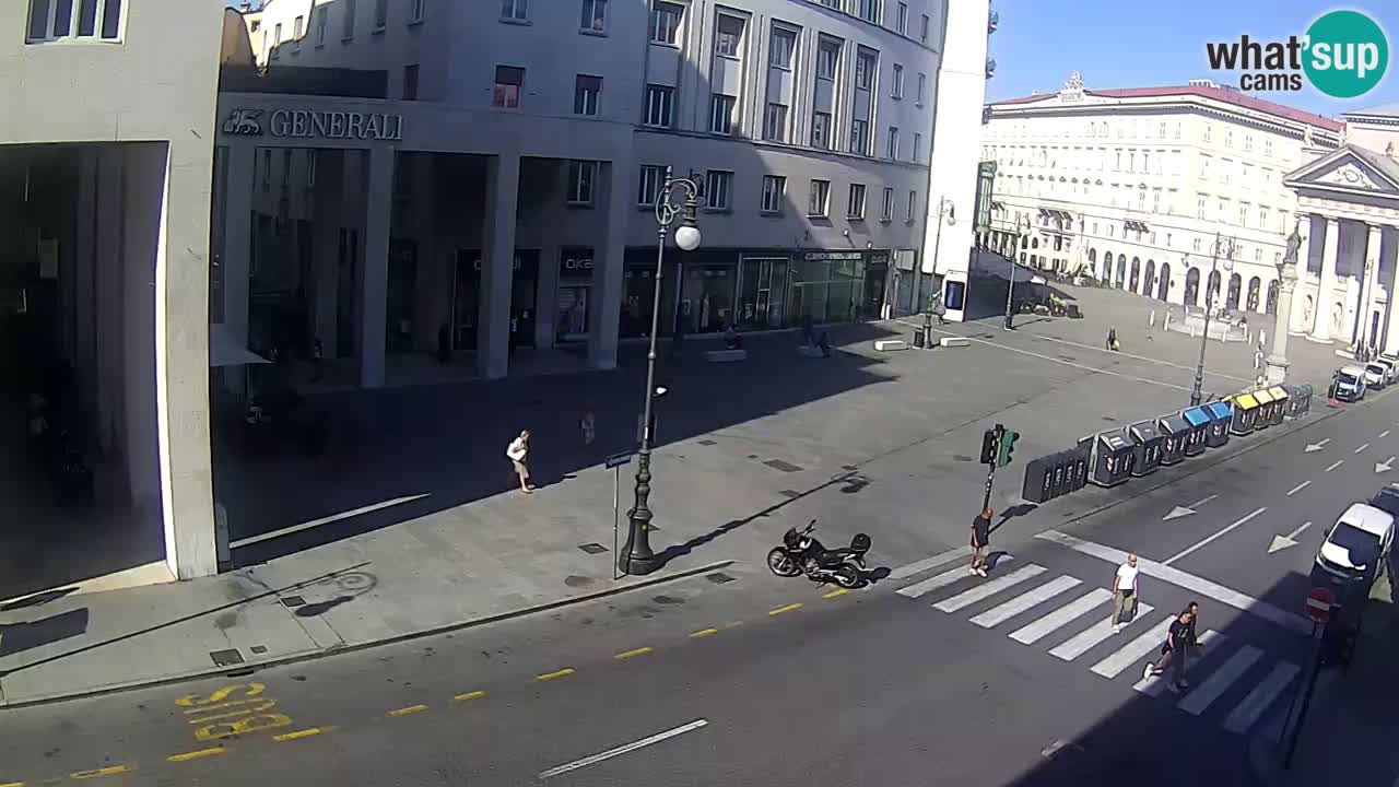 Trieste – Borsa square webcam live