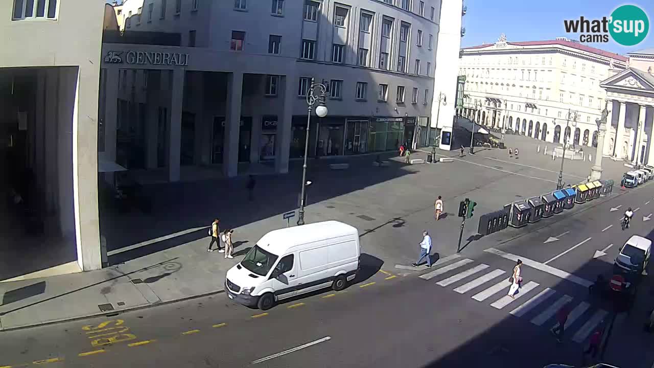 Trieste – Plaza de la Borsa webcam live