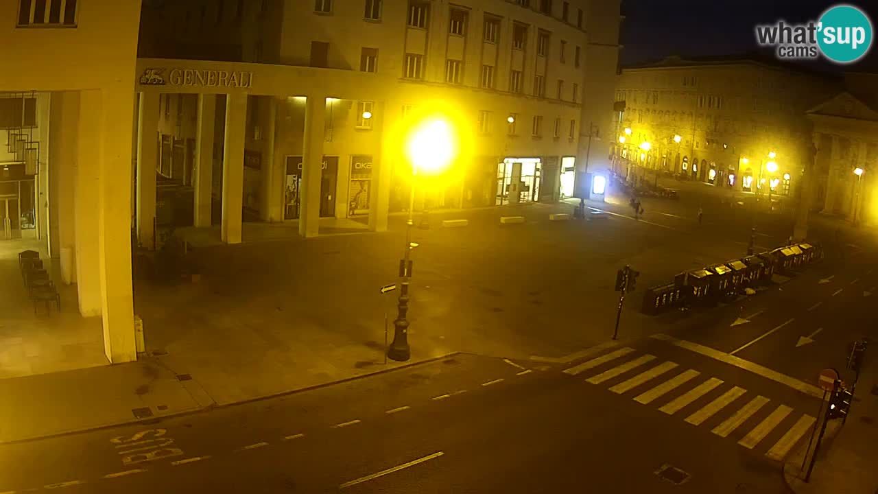 Trieste – Plaza de la Borsa webcam live