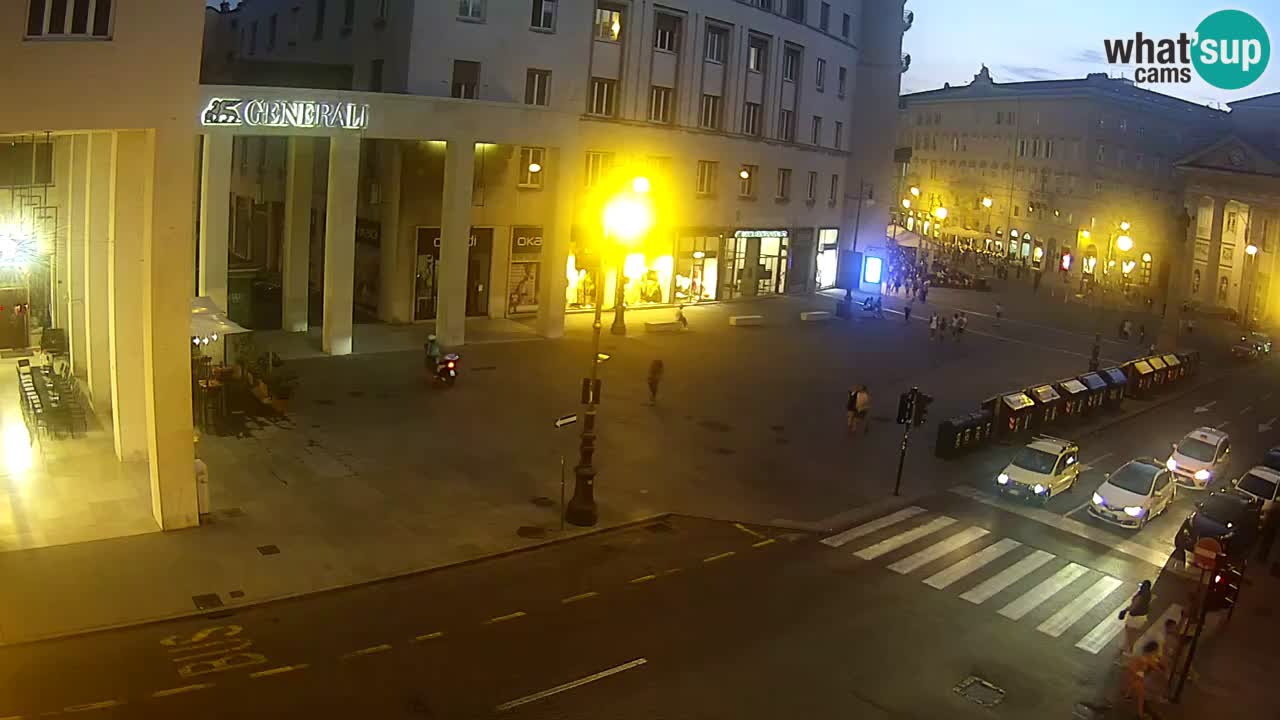 Trieste – Place de la Borsa webcam live