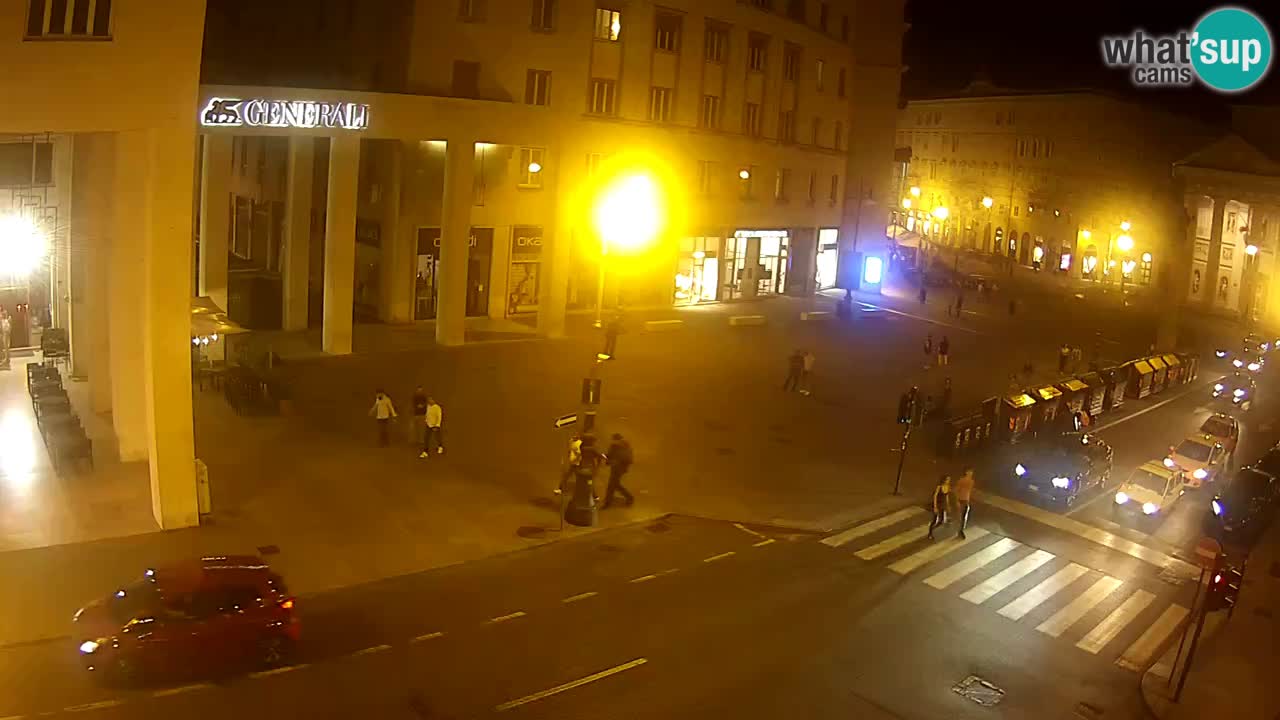Trieste – Borsa square webcam live