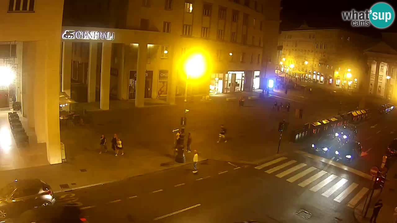 Trieste – Borsa square webcam live