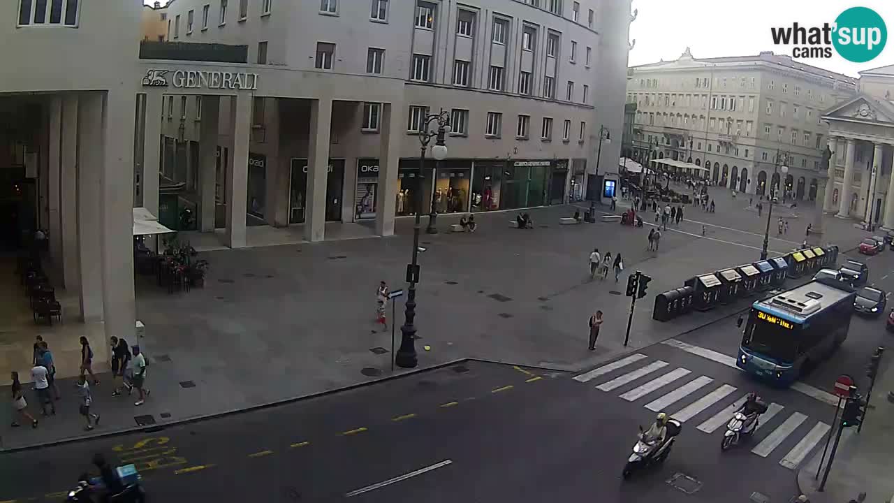 Trieste – Borsa square webcam live