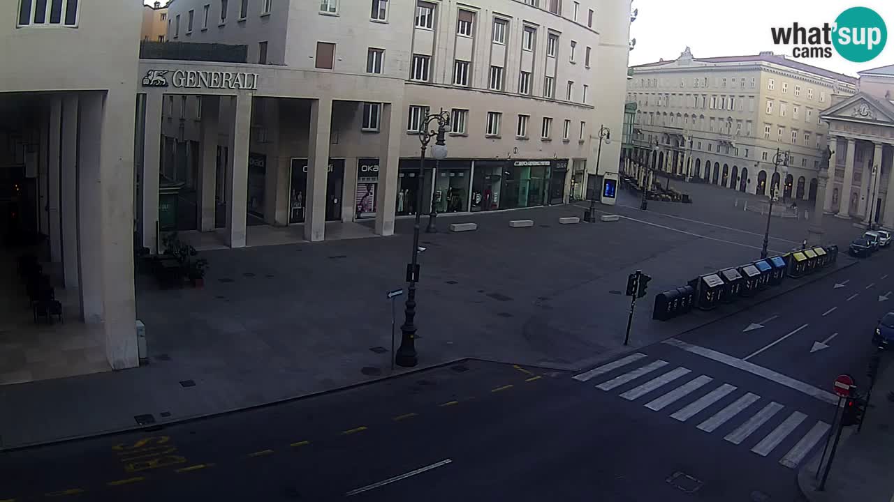 Trieste – Plaza de la Borsa webcam live