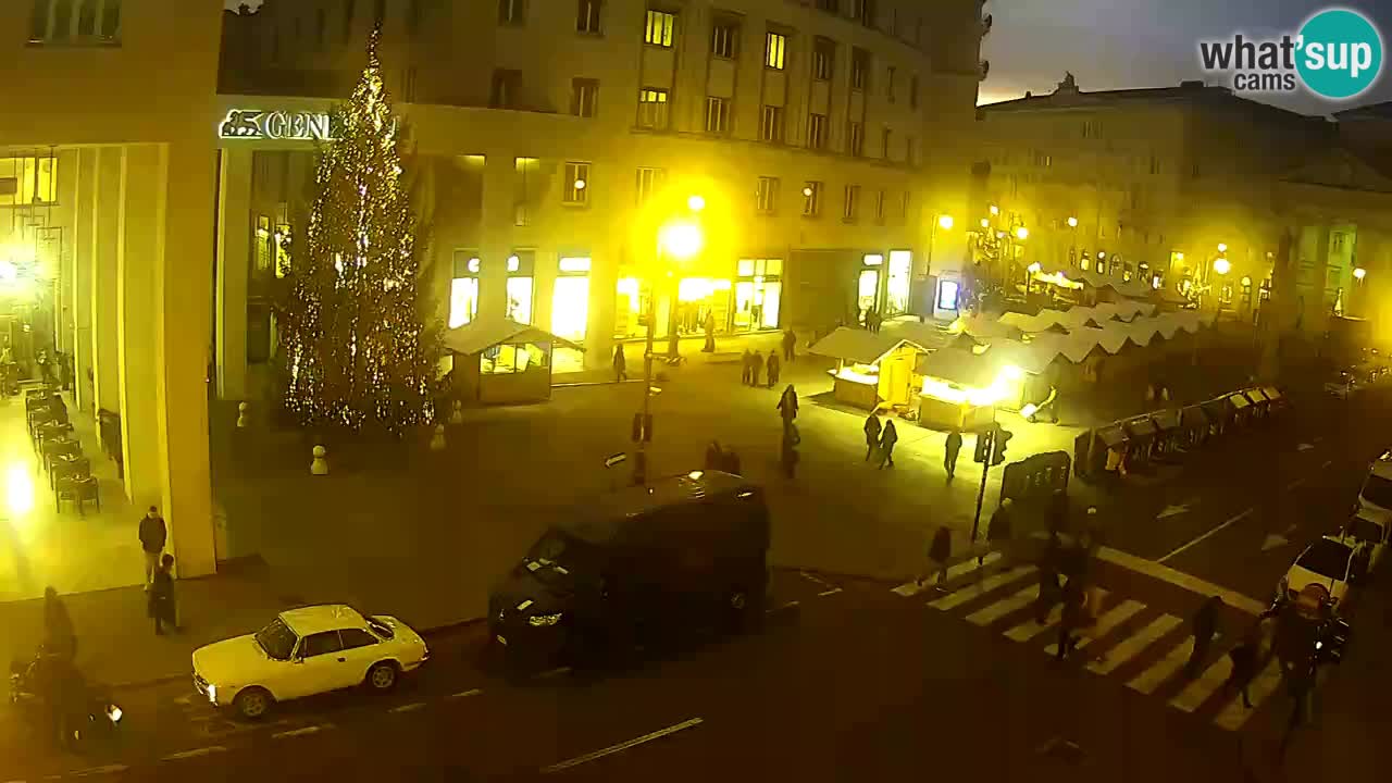 Trieste – Place de la Borsa webcam live