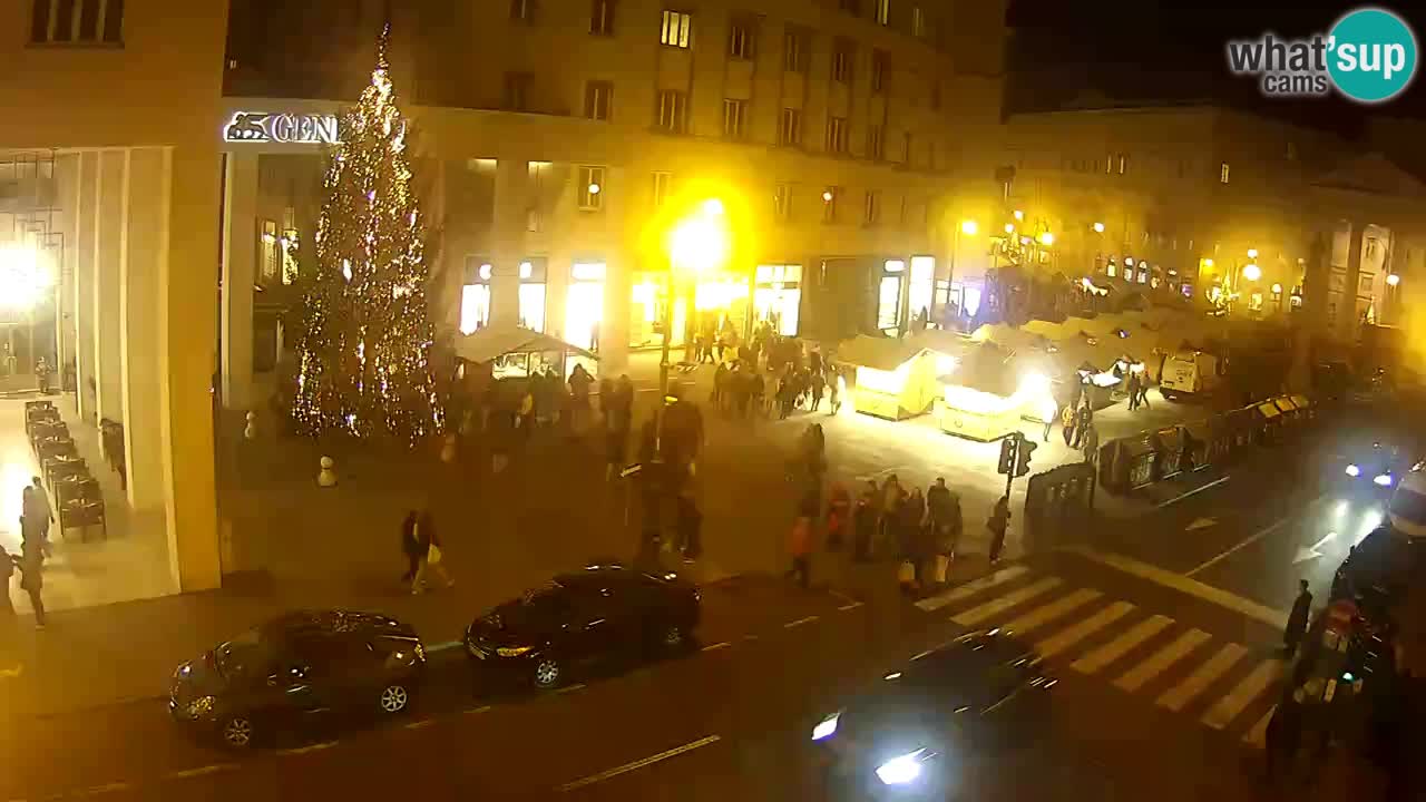 Trieste – Borsa square webcam live