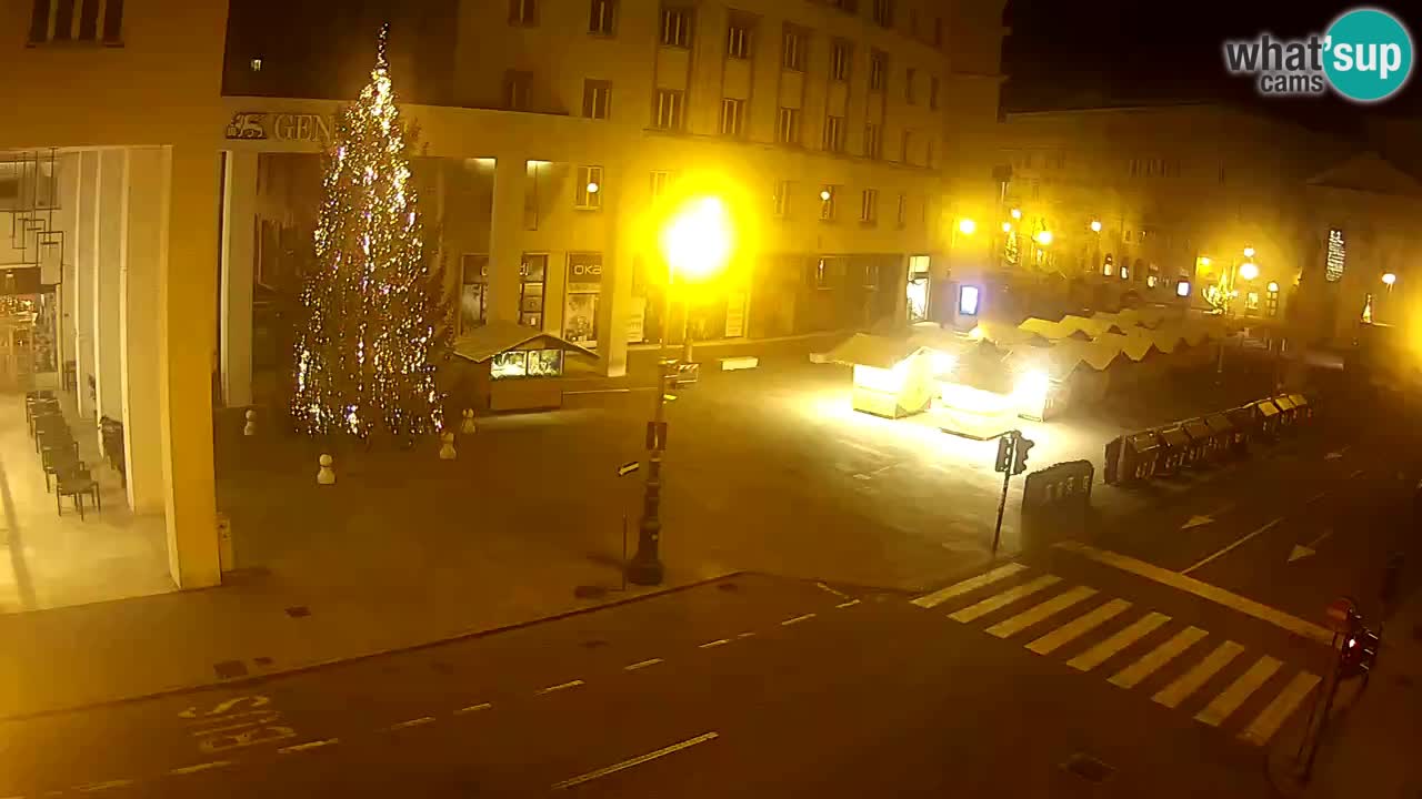 Trieste – Borsa square webcam live