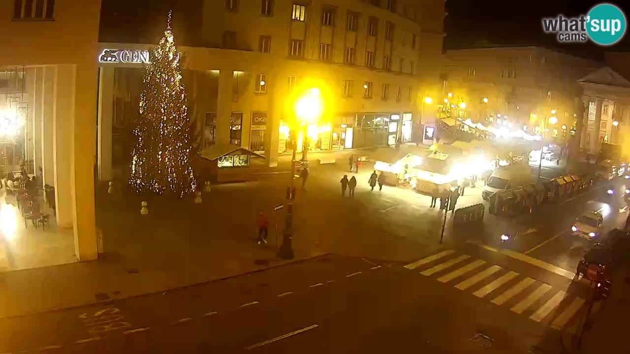 Trieste – Borsa square webcam live