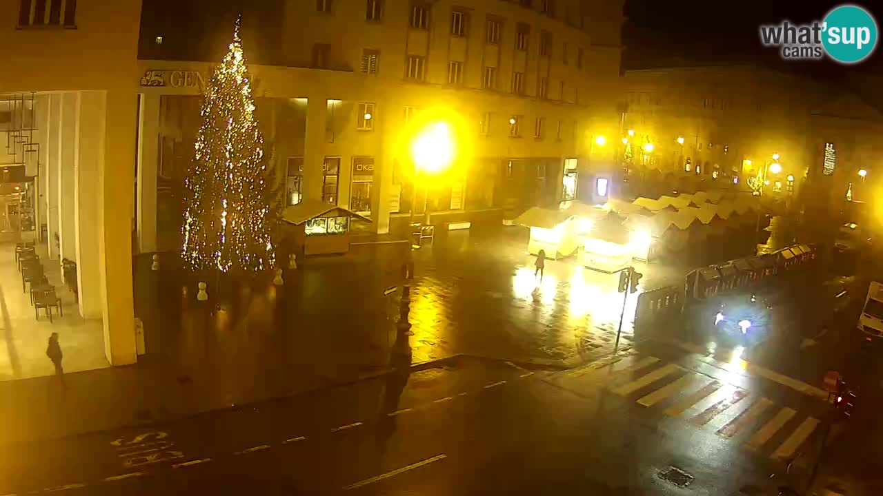 Trieste – Borsa square webcam live