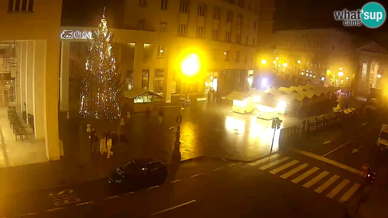 Trieste – Borsa square webcam live