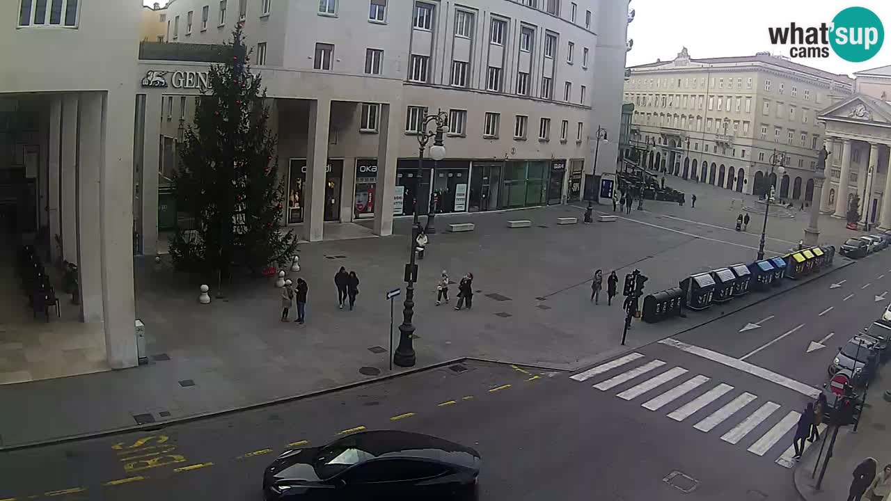 Trieste – Place de la Borsa webcam live
