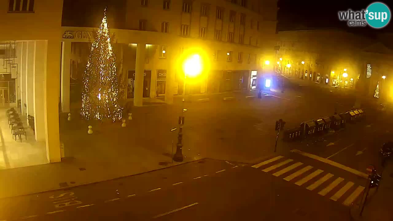 Trieste – Borsa square webcam live