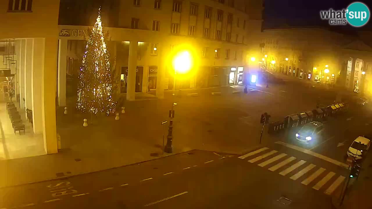 Trieste – Plaza de la Borsa webcam live