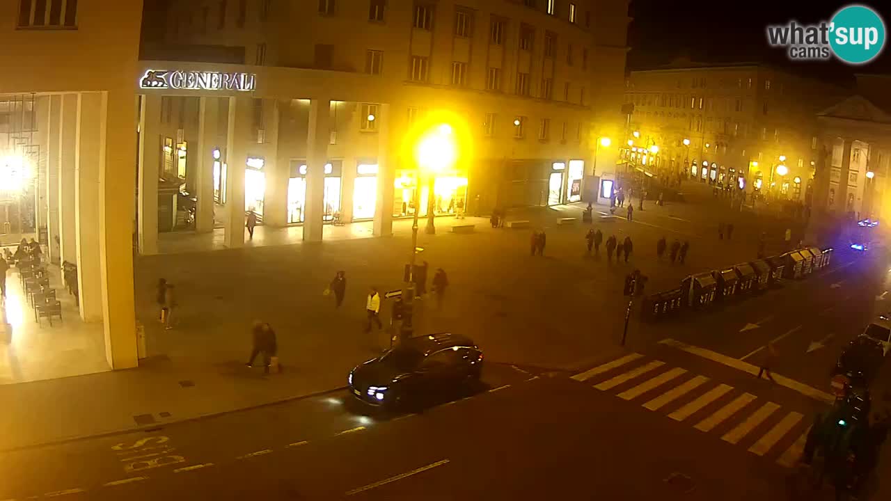 Trieste – Place de la Borsa webcam live