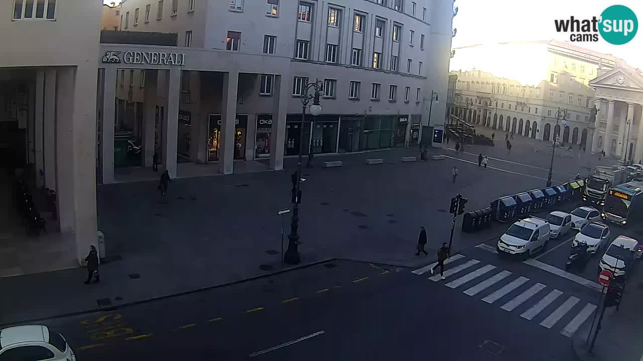 Trieste – Borsa square webcam live