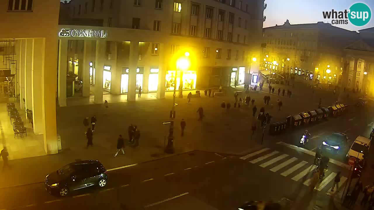 Trieste – Borsa square webcam live
