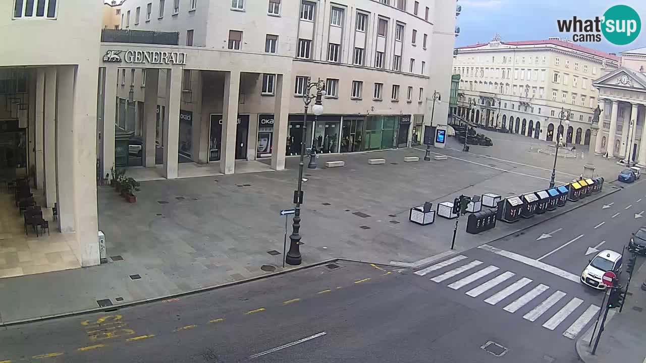 Trieste – Place de la Borsa webcam live