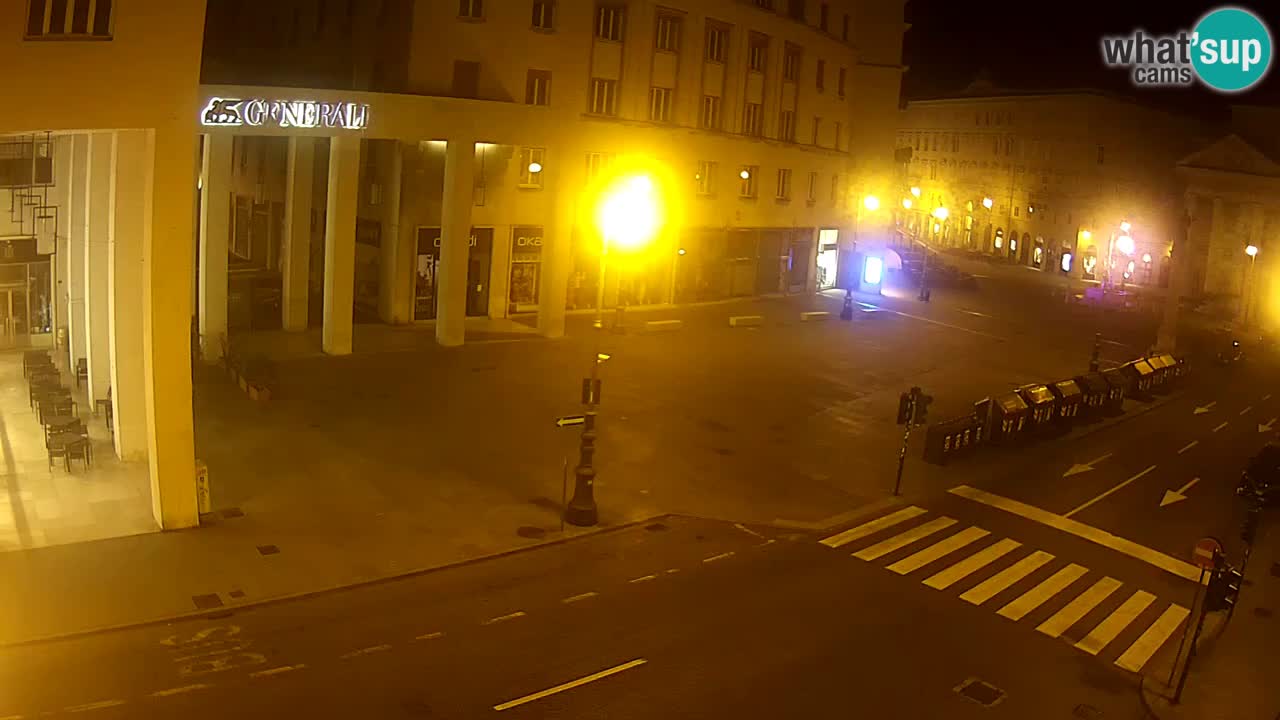 Trieste – Borsa square webcam live