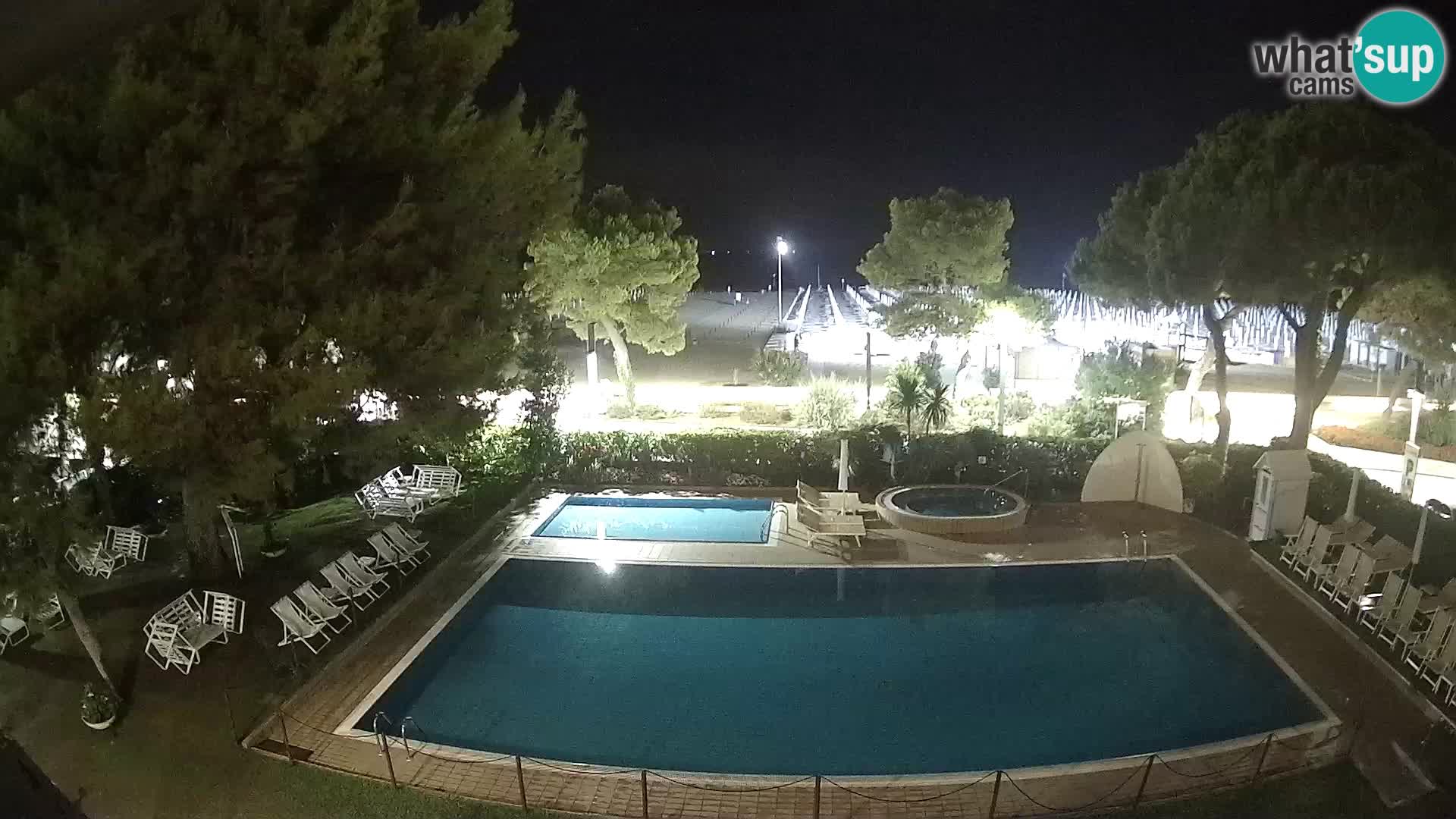 Spletna kamera Lignano Hotel Atlantic – Plaža Lignano Sabbiadoro