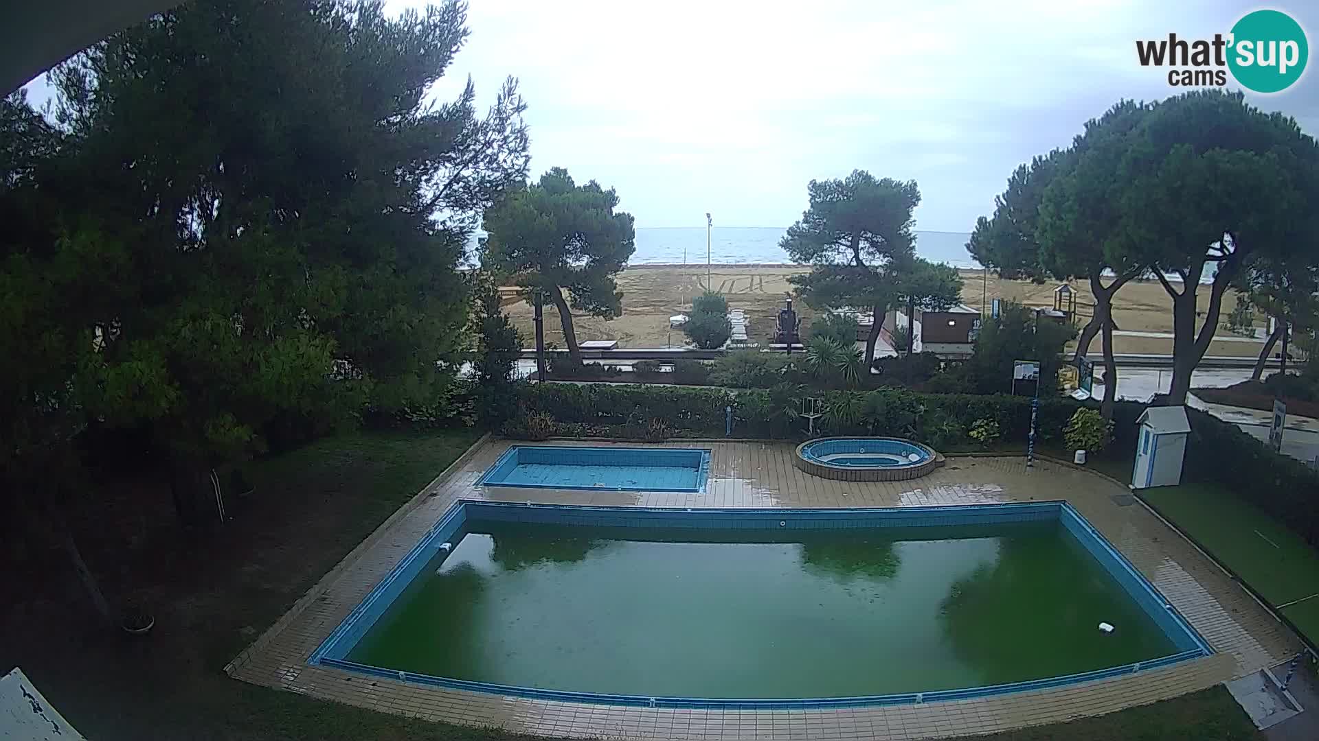 Lignano webcam Hotel Atlantic | Spiaggia Lignano Sabbiadoro