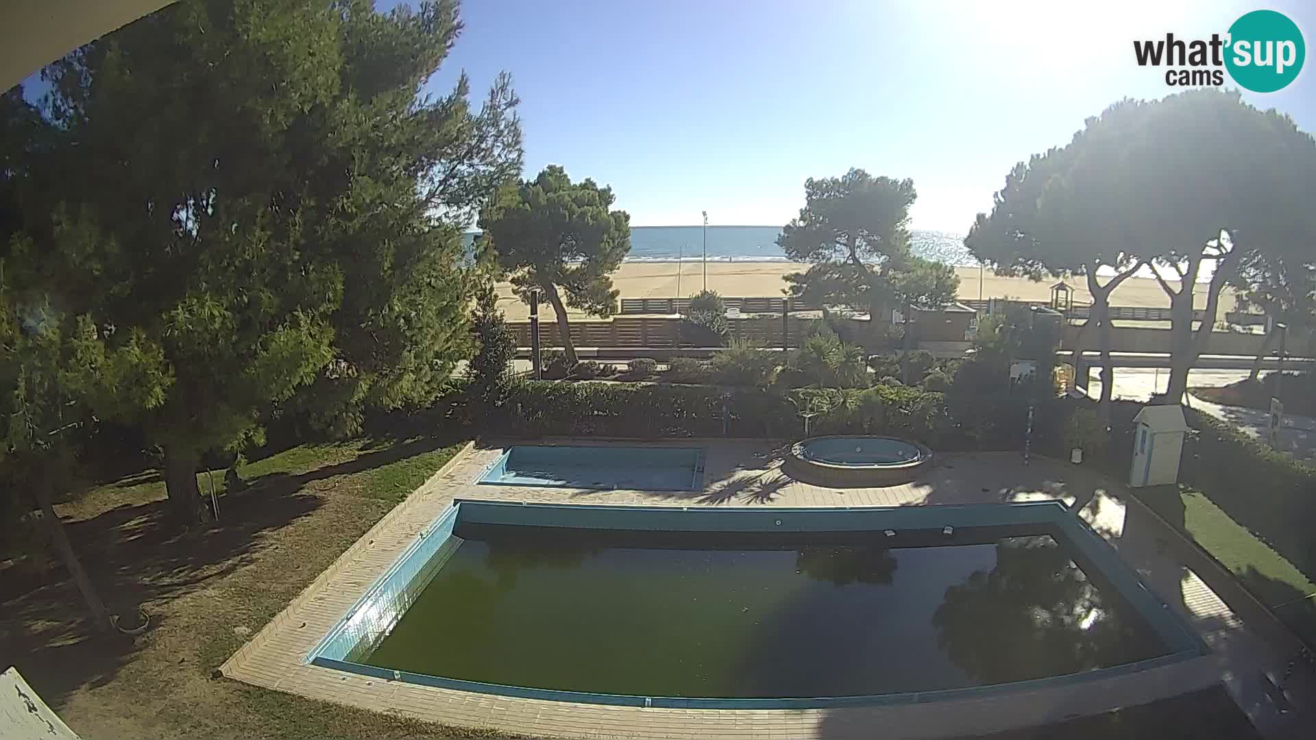 Lignano webcam Hotel Atlantic | Spiaggia Lignano Sabbiadoro