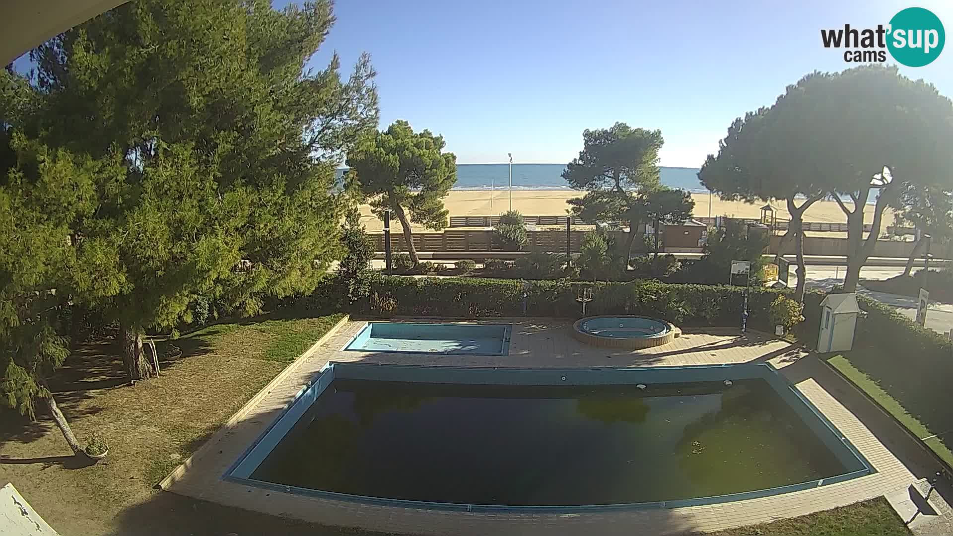 Spletna kamera Lignano Hotel Atlantic – Plaža Lignano Sabbiadoro