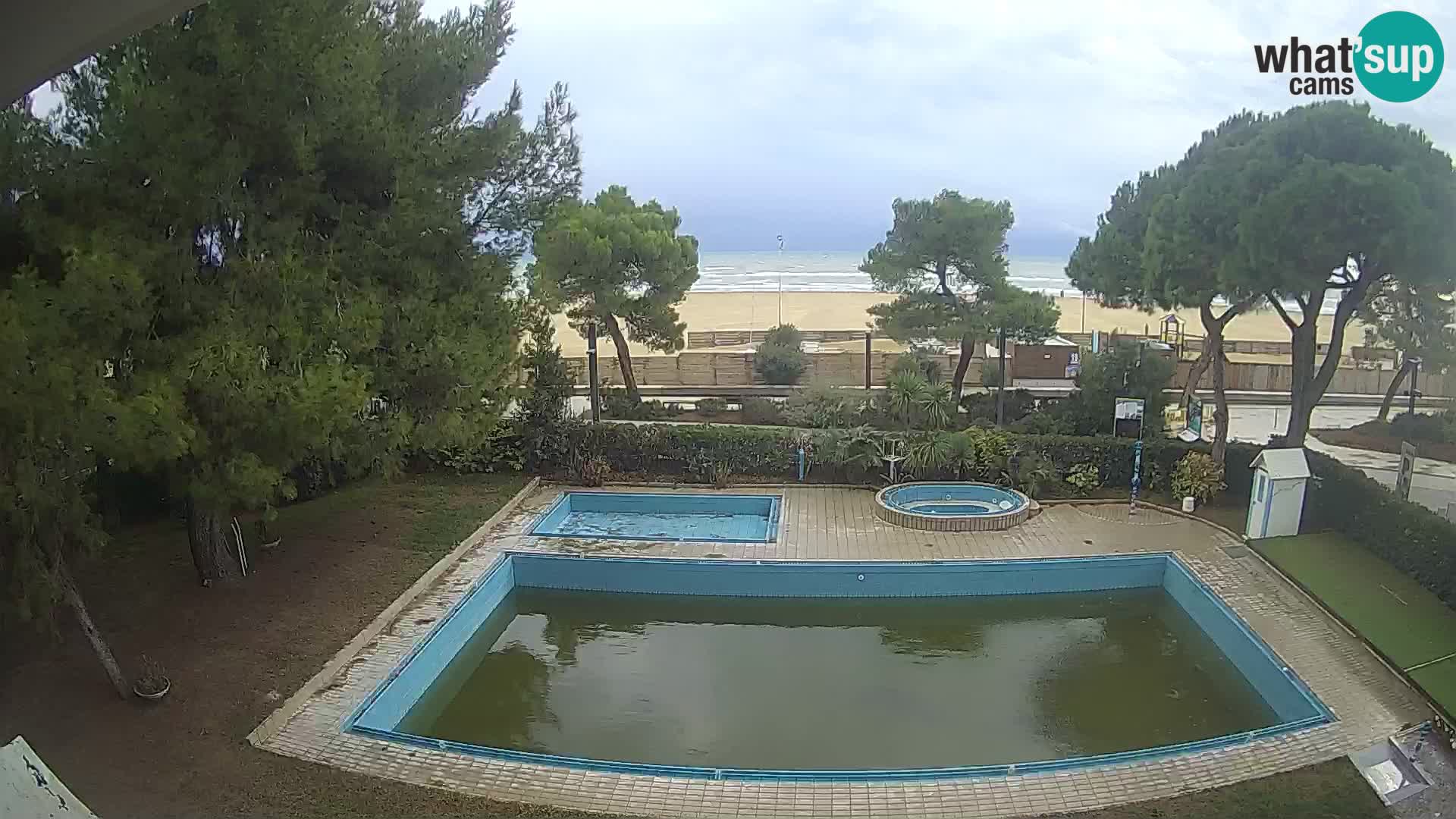 Lignano webcam Hotel Atlantic | Spiaggia Lignano Sabbiadoro