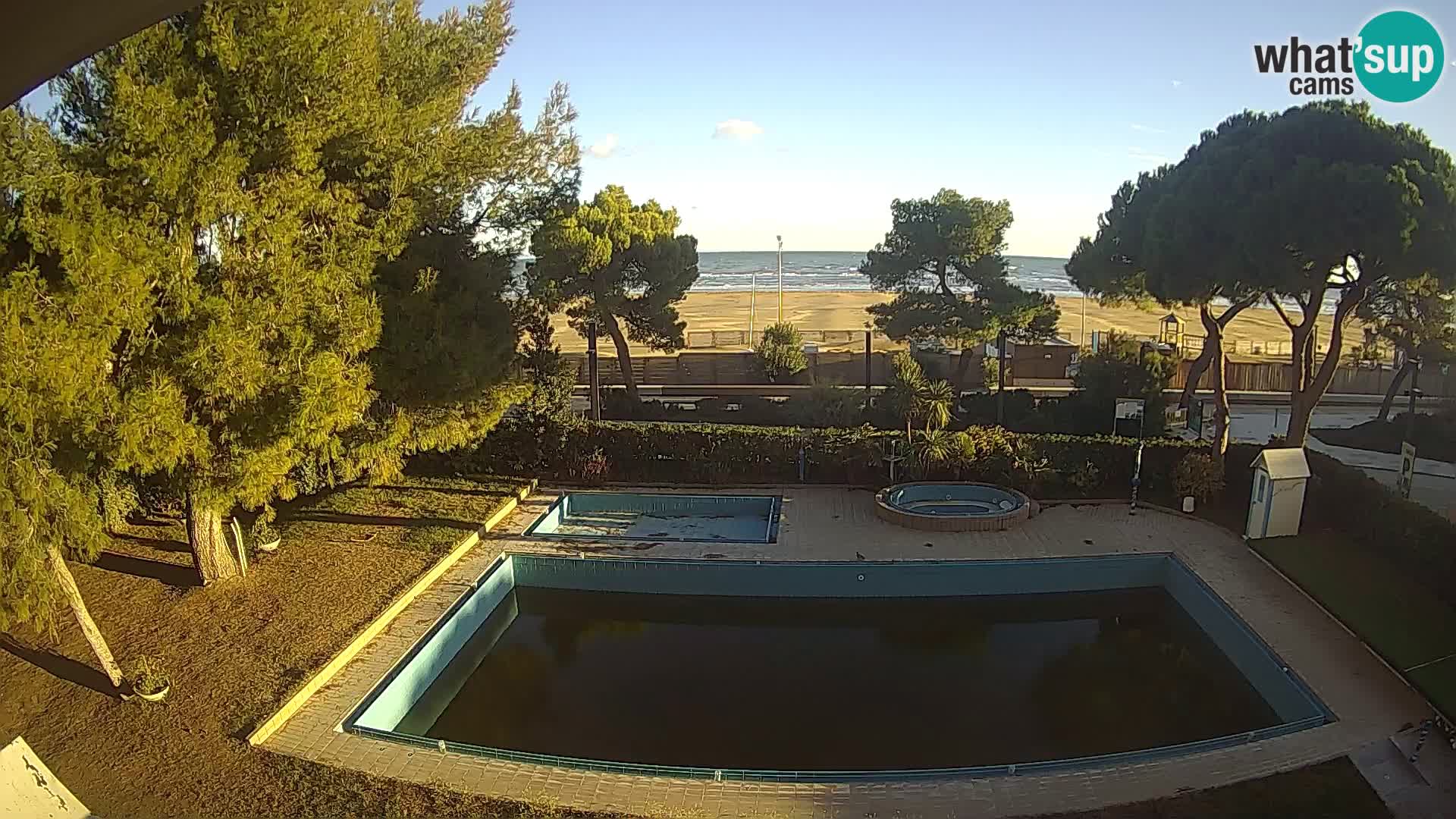 Spletna kamera Lignano Hotel Atlantic – Plaža Lignano Sabbiadoro