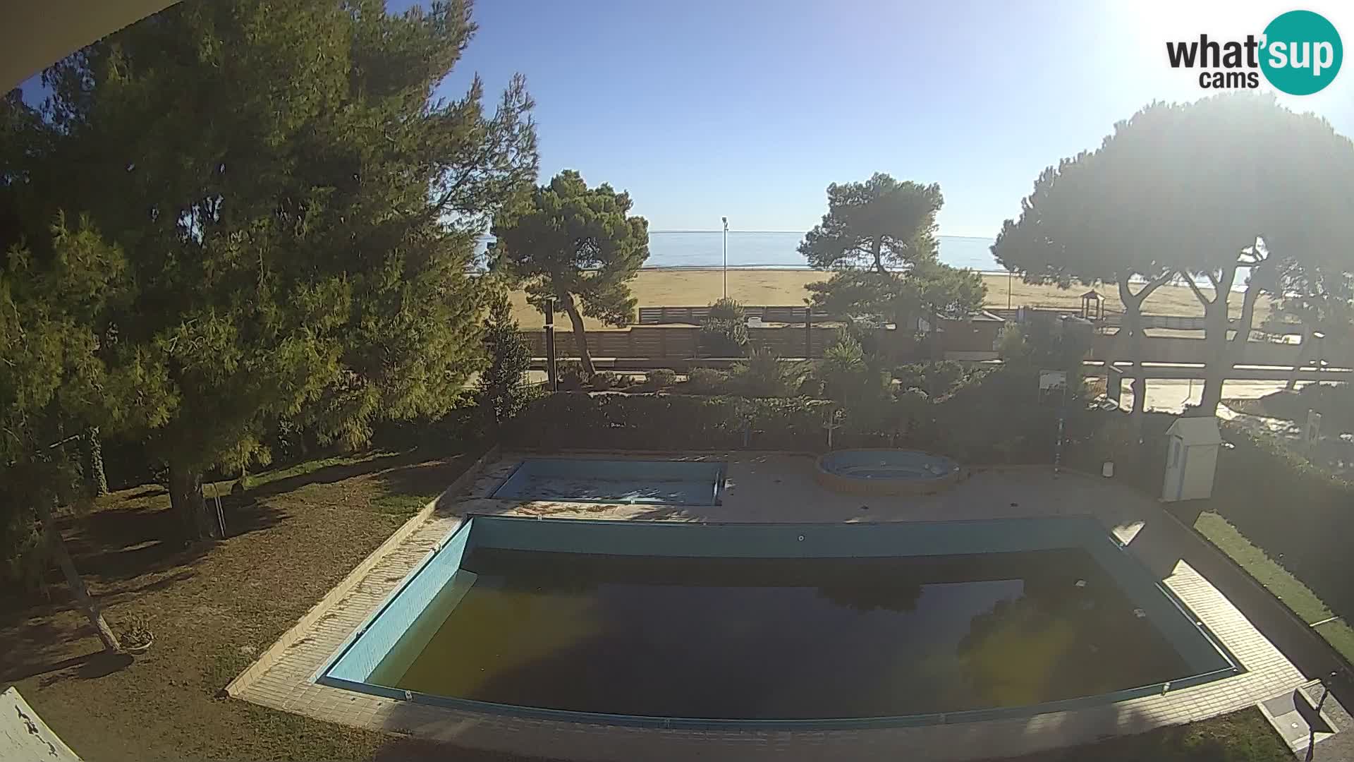 Lignano webcam Hotel Atlantic | Spiaggia Lignano Sabbiadoro