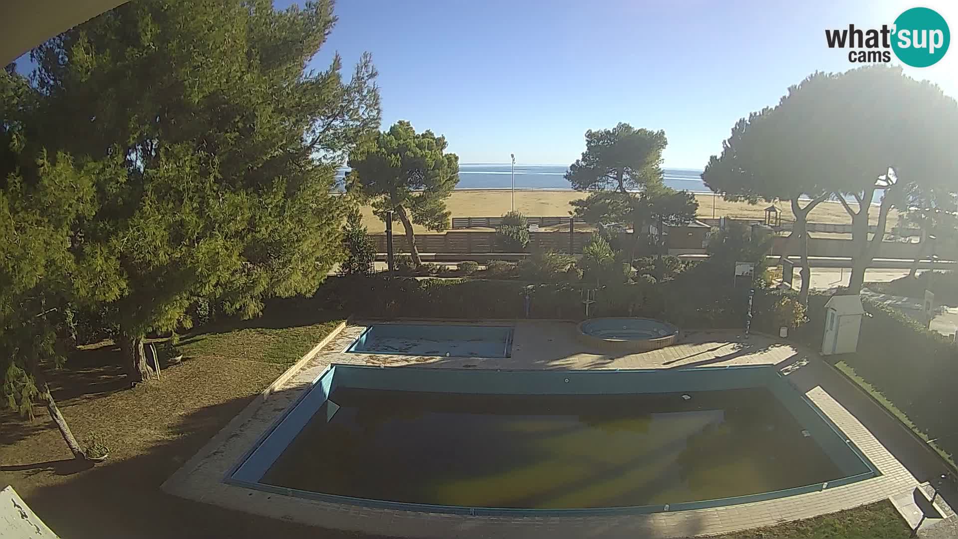 Lignano webcam Hotel Atlantic | Spiaggia Lignano Sabbiadoro