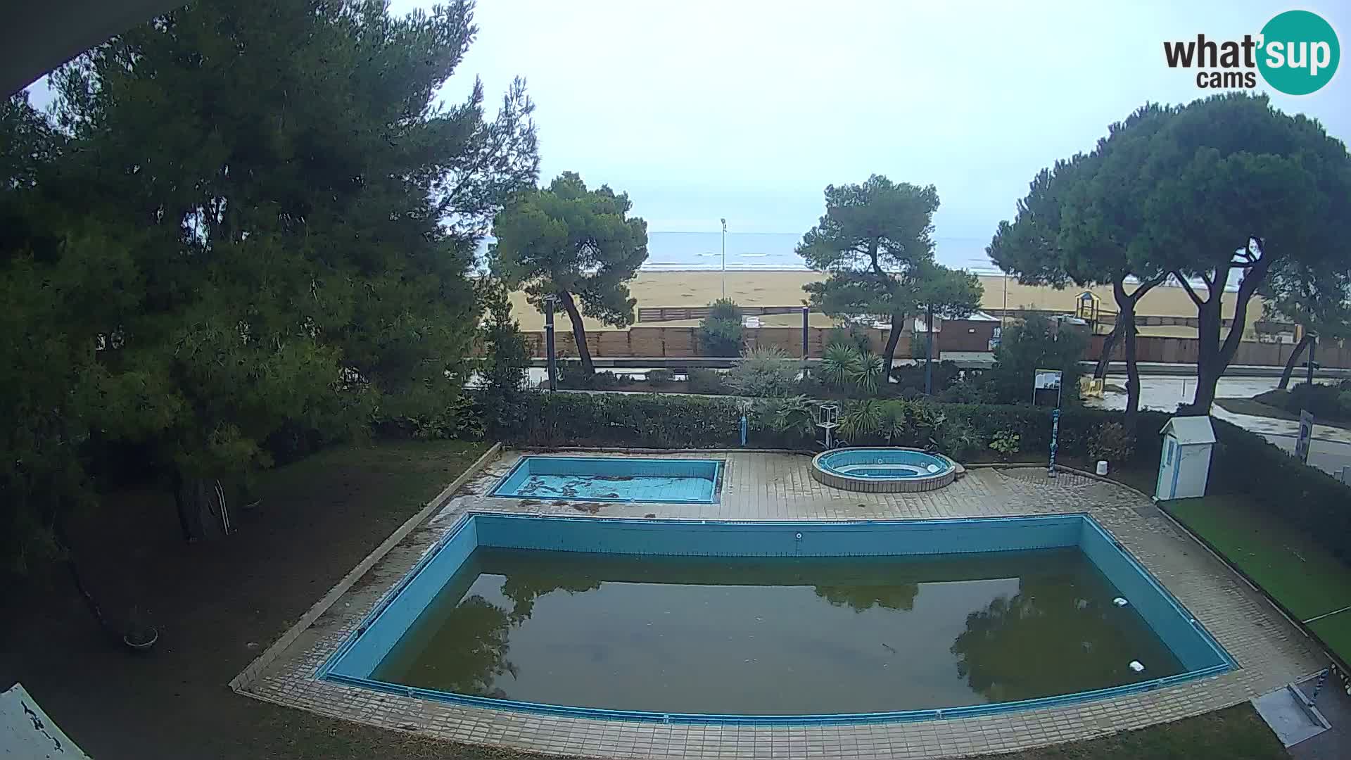 Lignano webcam Hotel Atlantic | Spiaggia Lignano Sabbiadoro