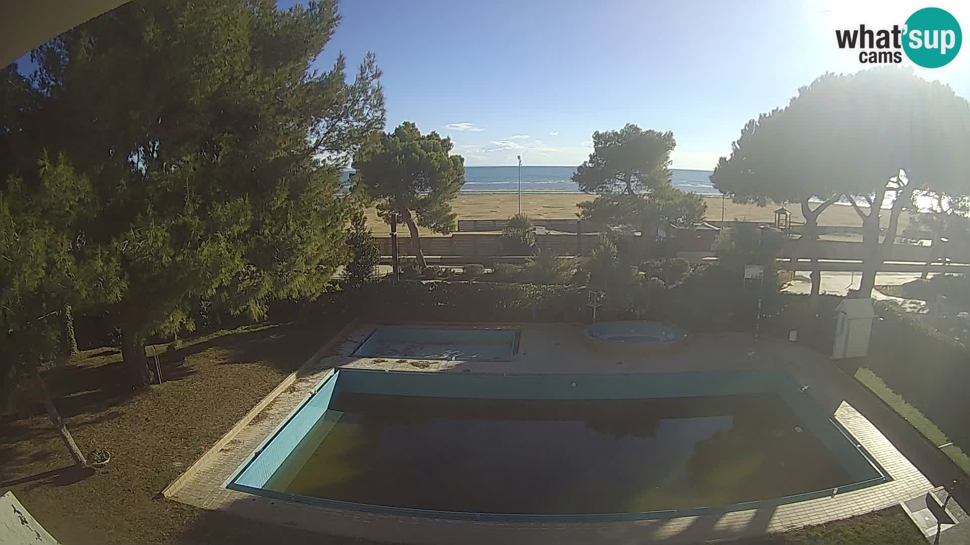 Lignano webcam Hotel Atlantic | Spiaggia Lignano Sabbiadoro