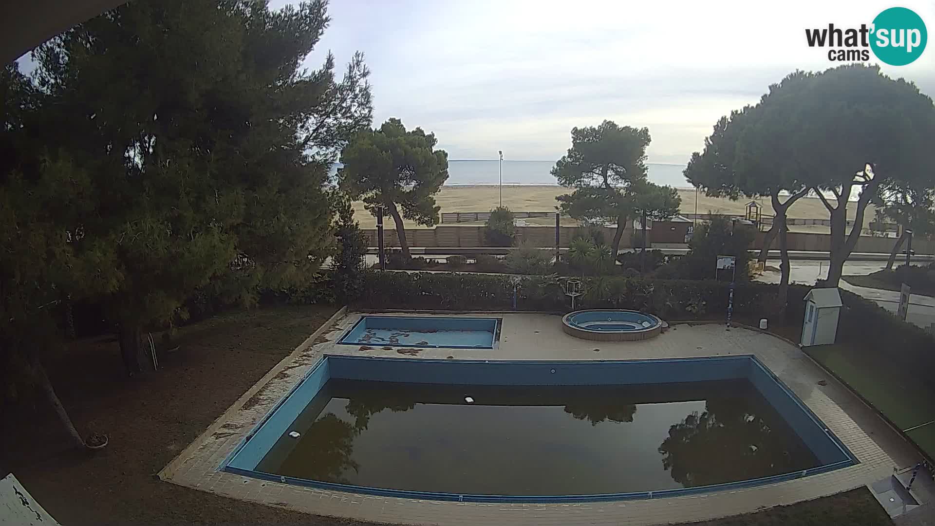 Spletna kamera Lignano Hotel Atlantic – Plaža Lignano Sabbiadoro