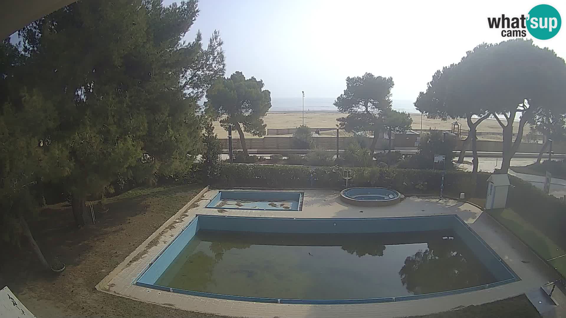 Lignano webcam Hotel Atlantic | Spiaggia Lignano Sabbiadoro