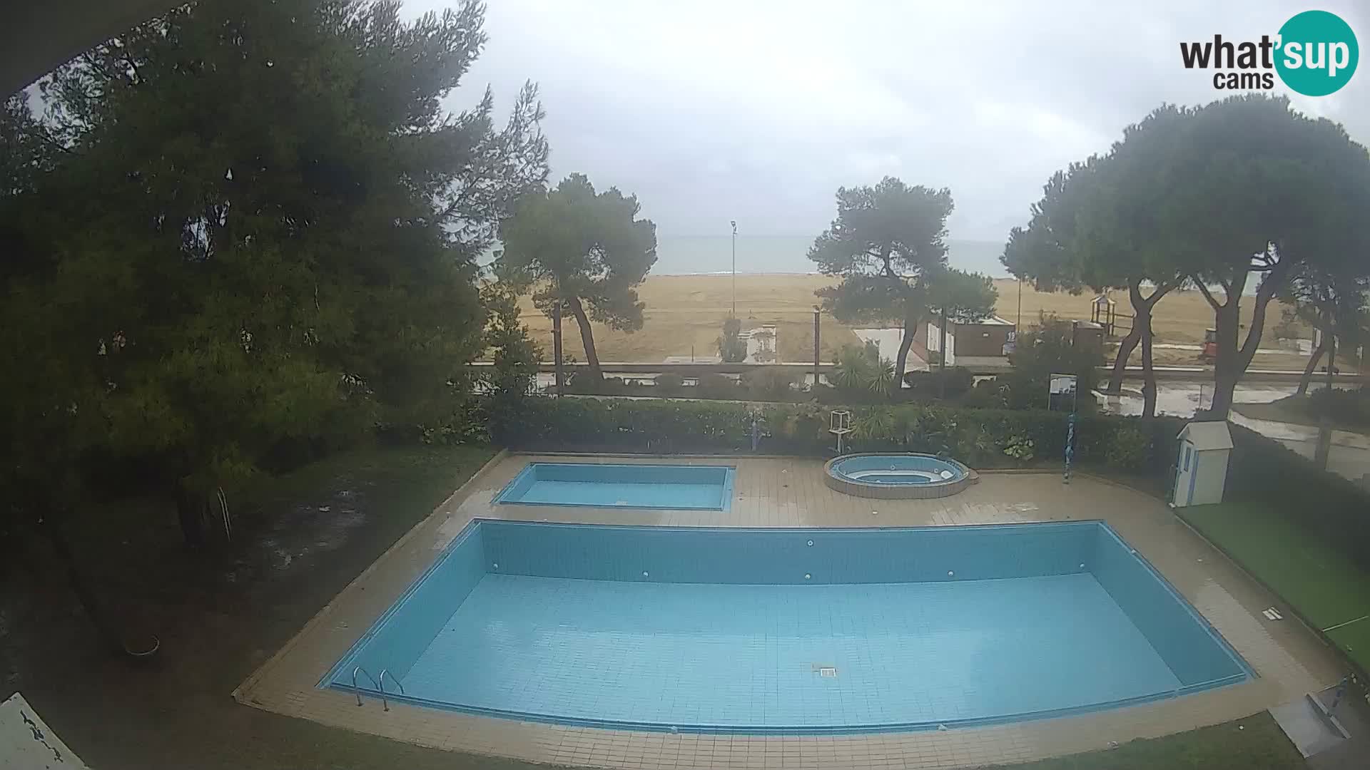 Lignano webcam Hotel Atlantic | Spiaggia Lignano Sabbiadoro