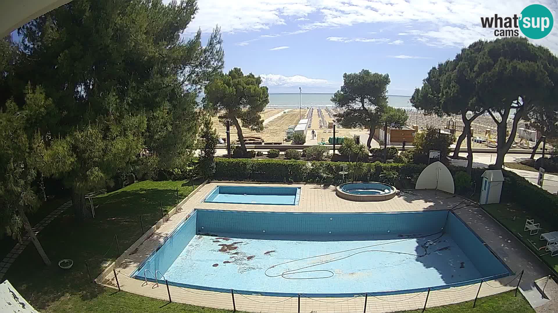 Lignano webcam Hotel Atlantic | Spiaggia Lignano Sabbiadoro
