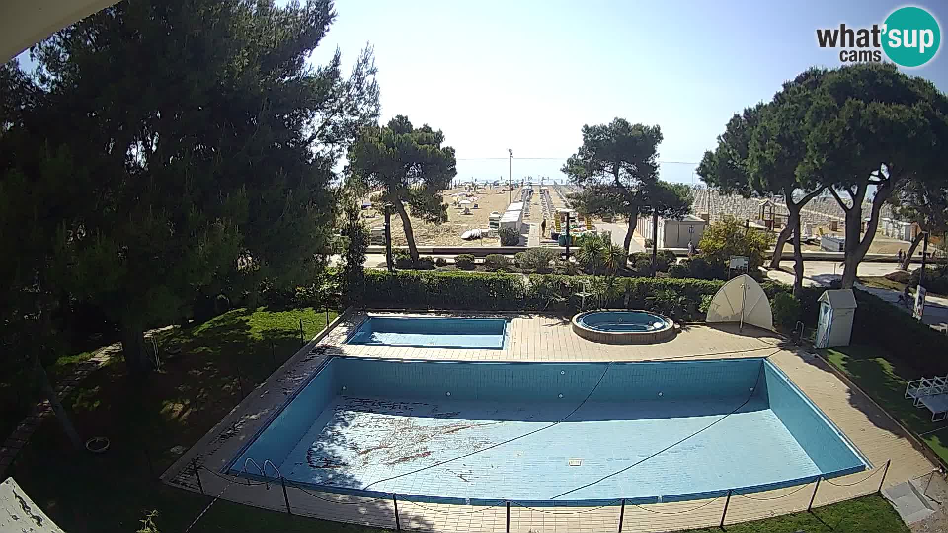 Lignano webcam Hotel Atlantic | Spiaggia Lignano Sabbiadoro
