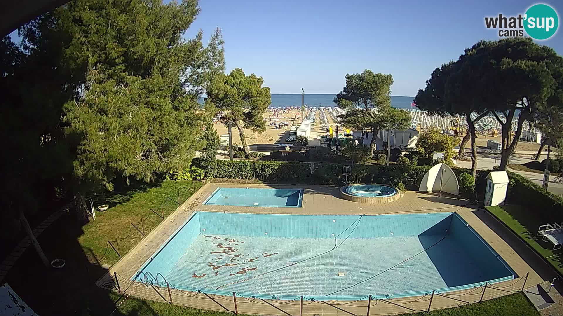 Lignano webcam Hotel Atlantic | Spiaggia Lignano Sabbiadoro
